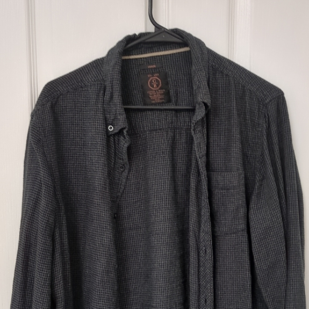 Men's Casual Button Down Shirt - Black
